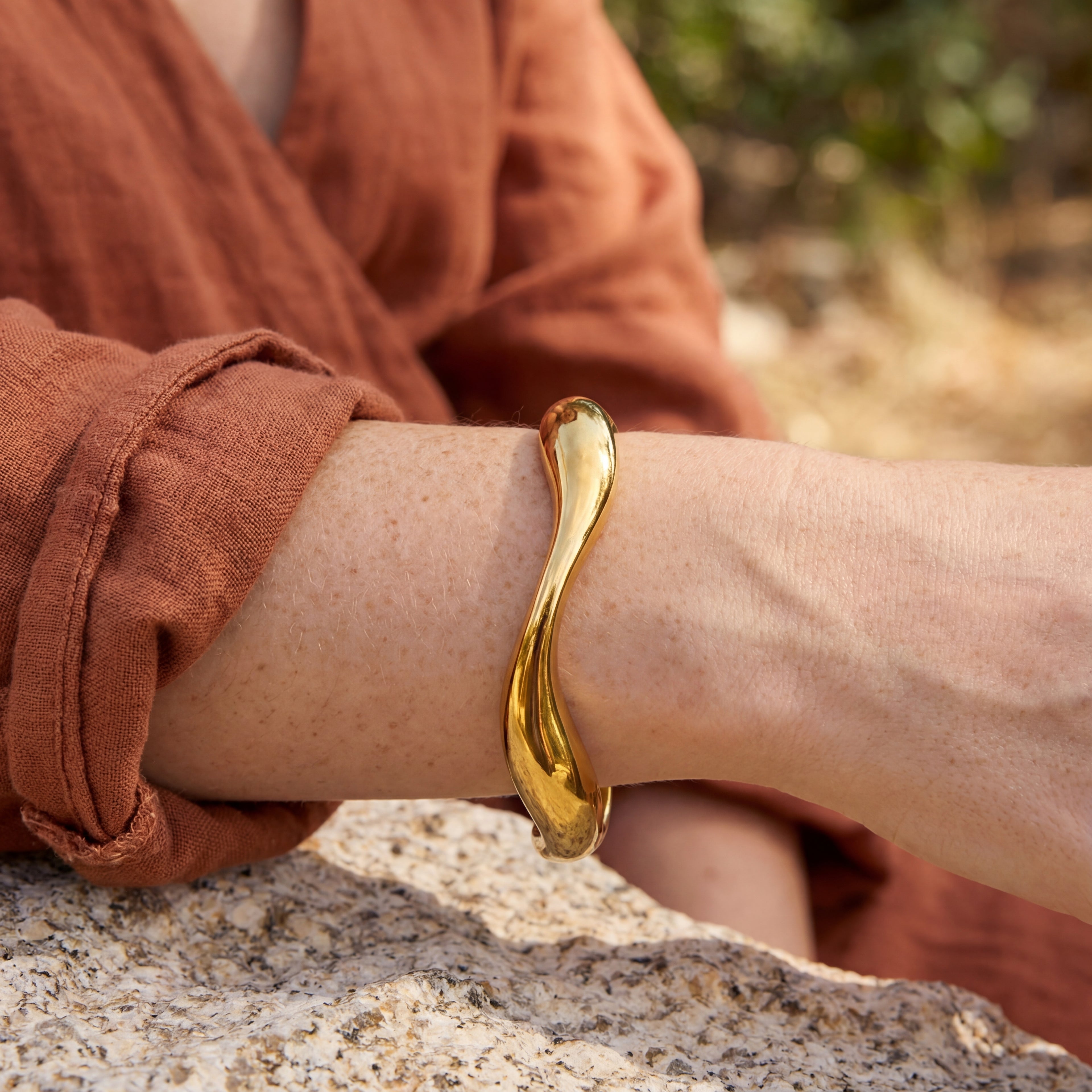 Waves of Gold Bangle