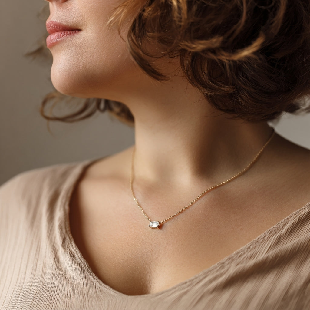 Aeris Pendant Necklace