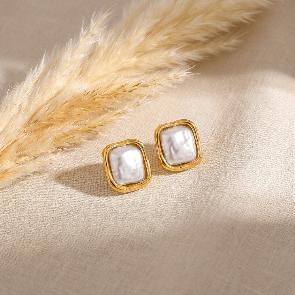 Eira Square Earring