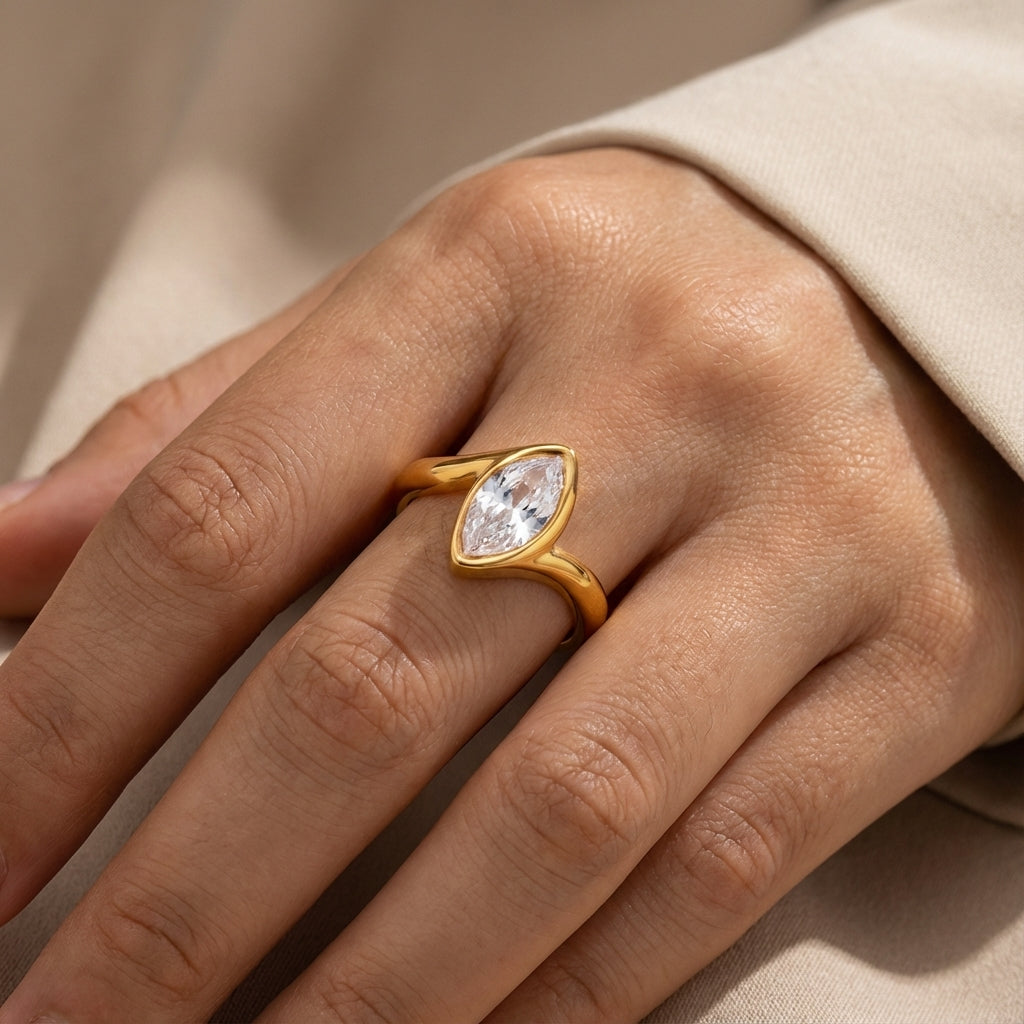 Marquise Solo Ring